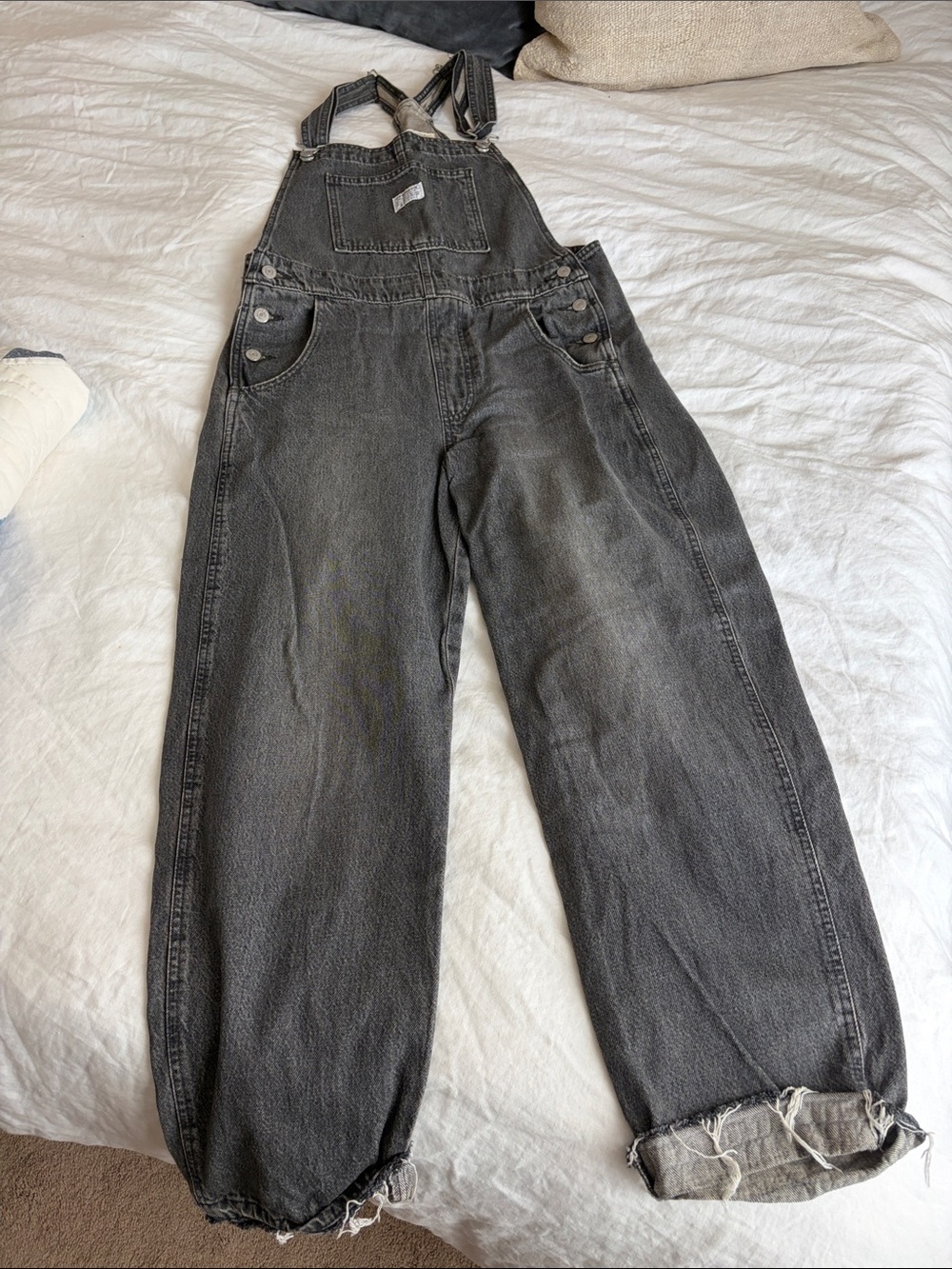 Levi’s Black Denim Overalls - Casual Relaxed Fit